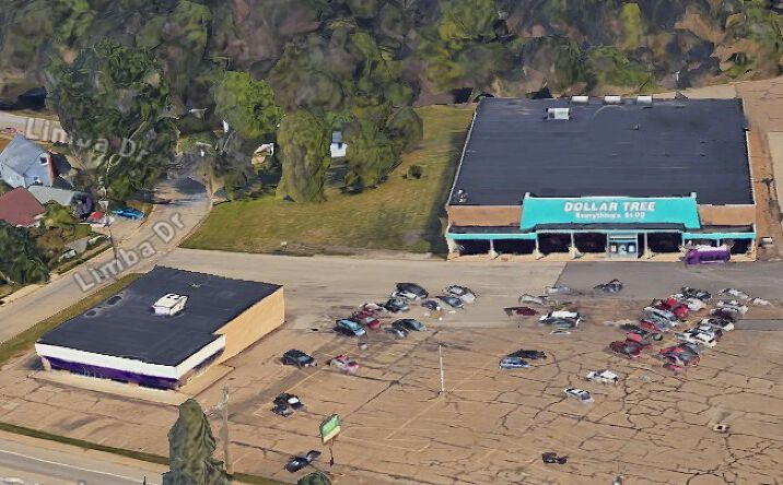 Pictures of Retail property located at 50 & 60 Burrell Plz, New Kensington, PA 15068 for sales - image #1