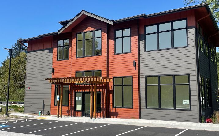 Pictures of Industrial, Mixed Use, Office, Self Storage property located at 14412 cedar grove rd, Issaquah, WA 98027 for sales - image #1