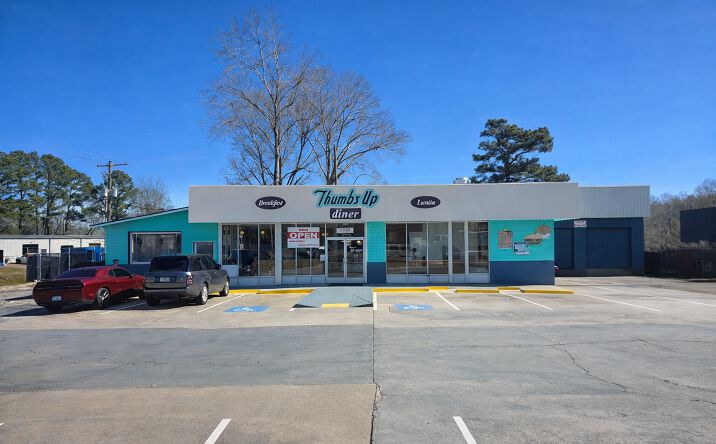 Pictures of Retail property located at 2320 Canton Road, Marietta, GA 30066 for sales - image #1
