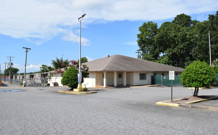 Pictures of Office property located at 3500 S University Ave, Little Rock, AR 72204 for sales - image #1