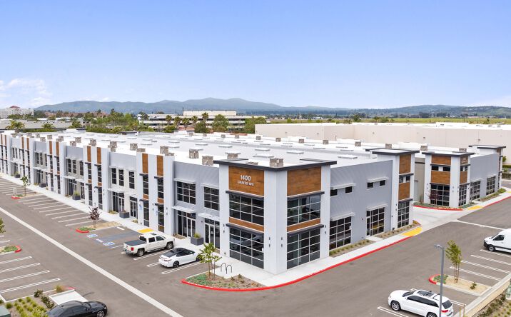 Pictures of Office, Industrial property located at 1400 Graves Ave, Oxnard, CA 93030 for sales - image #1