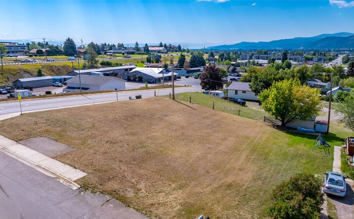 Pictures of Land, Multifamily property located at 2 & 4 Parkway Drive, Kalispell, MT 59901 for sales - image #1