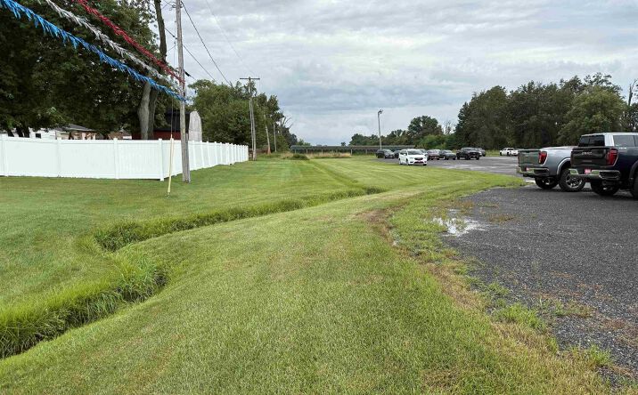 Pictures of Land property located at N RANDOLPH Drive, Centralia, IL 62801 for sales - image #1