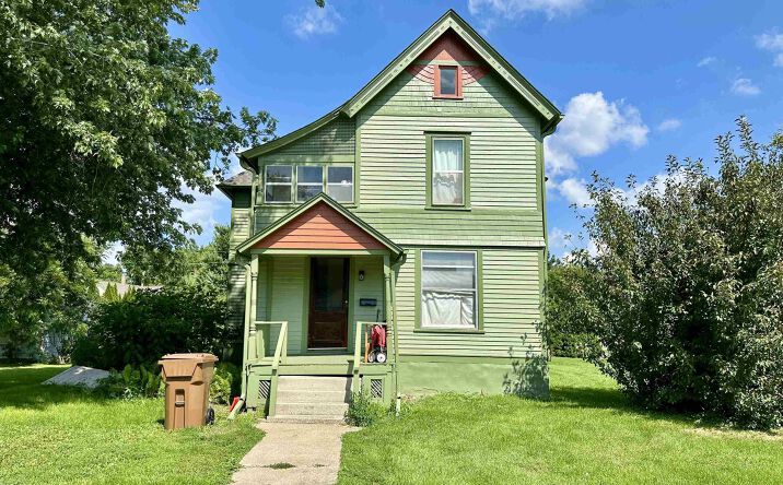 Pictures of Multifamily property located at 1202 Main Street, Grinnell, IA 50112 for sales - image #1