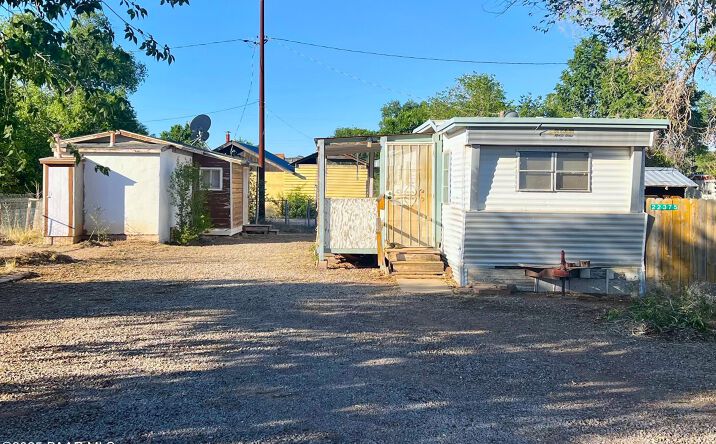 Pictures of Multifamily property located at 22375 W Pine Street, Seligman, AZ 86337 for sales - image #1