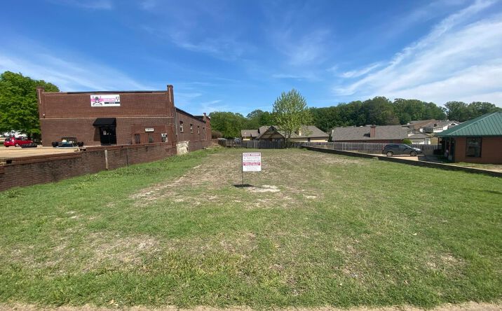 Pictures of Land property located at Lot 2 Southwest Square, Jonesboro, AR 72401 for sales - image #1