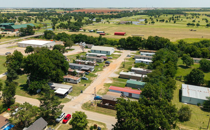Pictures of Mobile Home Park property located at 603 South 3rd Street, Kingfisher, OK 73750 for sales - image #1