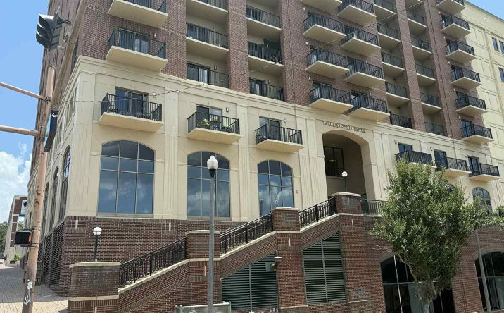 Pictures of Office property located at 215 W College Ave, Tallahassee, FL 32301 for sales - image #1
