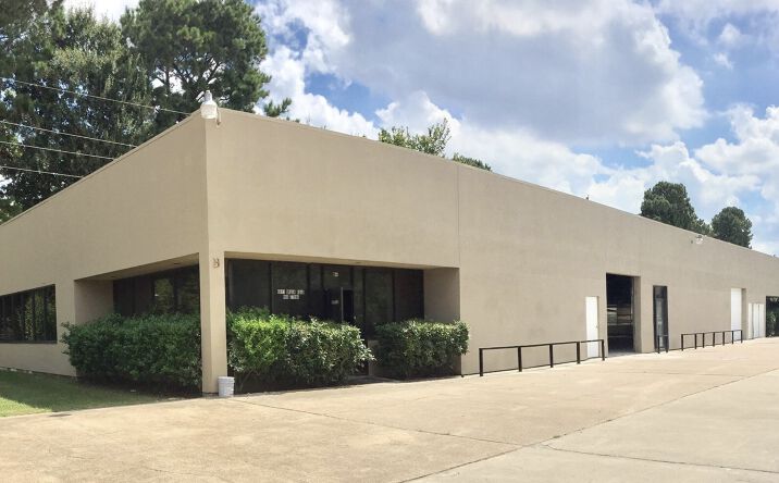 Pictures of Industrial, Office property located at 6911 Breen Dr, Houston, TX 77086 for sales - image #1