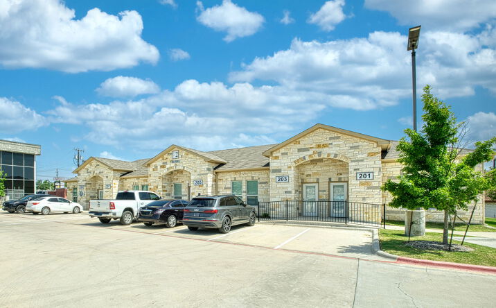 Pictures of Office property located at 1009 W Pecan St., Pflugerville, TX 78660 for sales - image #1
