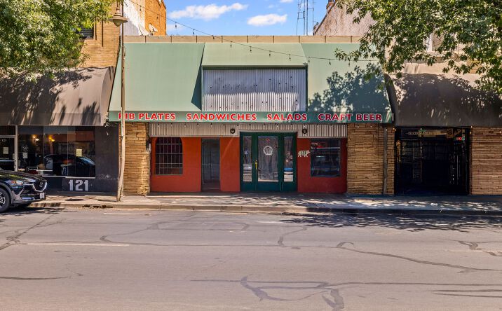 Pictures of Retail property located at 131 Broadway St, Chico, CA 95928 for sales - image #1