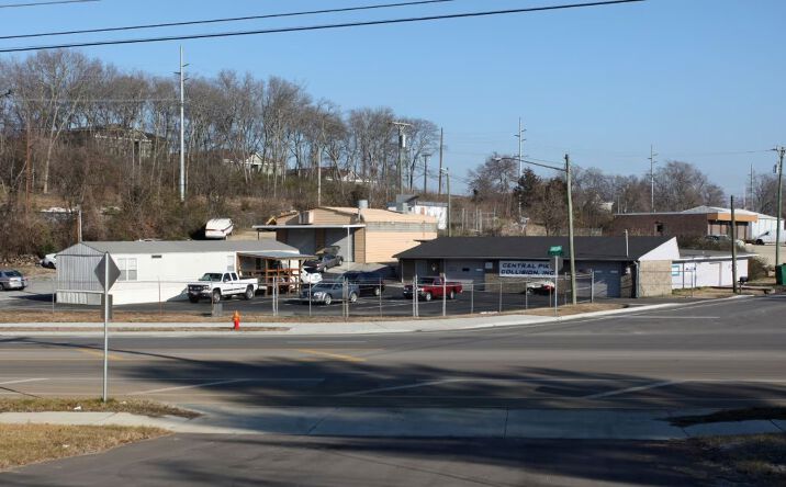 Pictures of Retail property located at 3543 Central Pike, Nashville, TN 37076 for sales - image #1