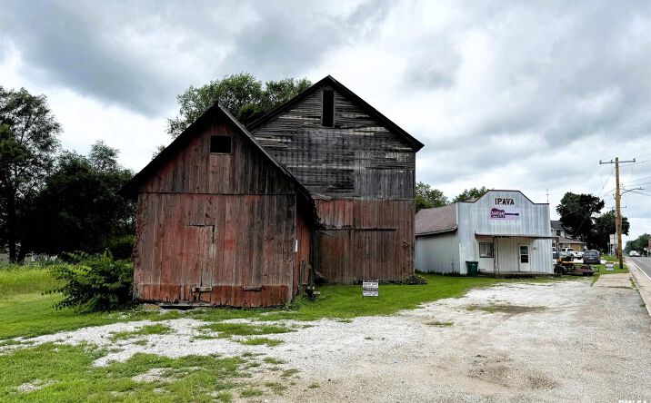 Pictures of Self Storage, Office, Retail property located at 391 E MAIN Street, Ipava, IL 61441 for sales - image #1