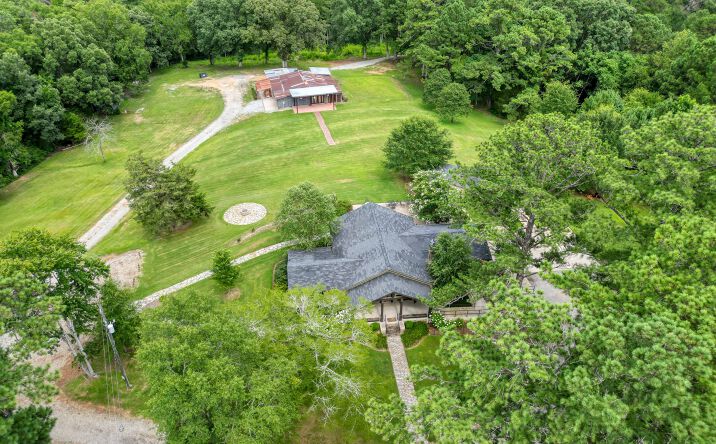 Pictures of Special Purpose property located at 8400 Atlanta Newnan Road, Chattahoochee Hills, GA 30268 for sales - image #1