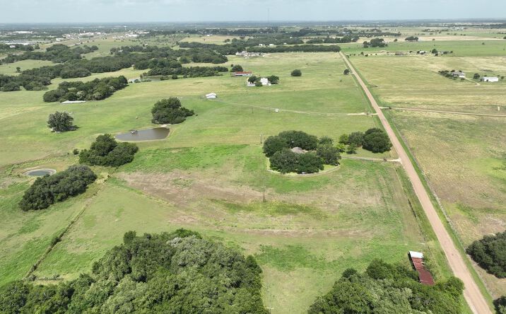 Pictures of Land property located at 1552 Holub Rd, Schulenburg, TX 78956 for sales - image #1