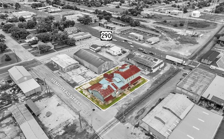 Pictures of Industrial, Mixed Use, Retail, Special Purpose property located at 136 S Caldwell St - E, Giddings, TX 78942 for sales - image #1
