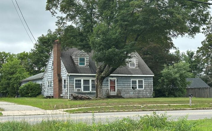 Pictures of Office property located at 745 Norwich Rd, Plainfield, CT 06374 for sales - image #1