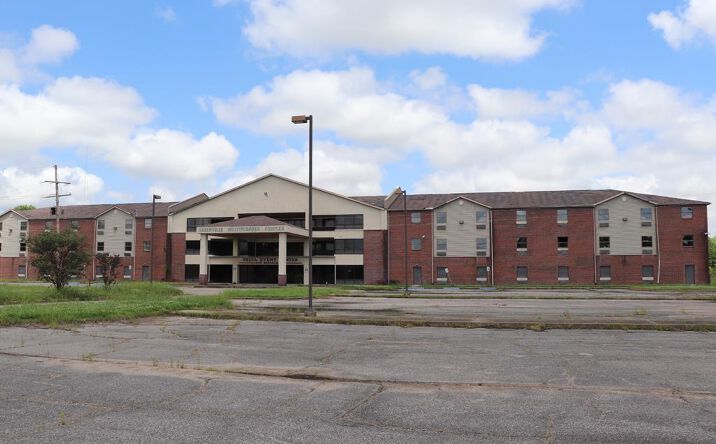 Pictures of Multifamily property located at 2524 E Alexander St, Greenville, MS 38703 for sales - image #1
