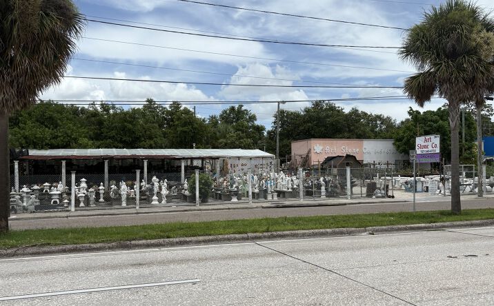 Pictures of Land property located at 3611 Tyrone Blvd N, St. Petersburg, FL 33710 for sales - image #1