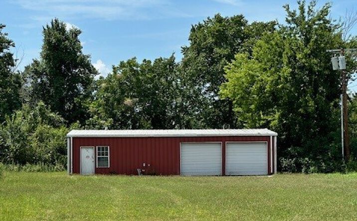 Pictures of Land property located at 2611 W Shawnee St, Muskogee, OK 74401 for sales - image #1