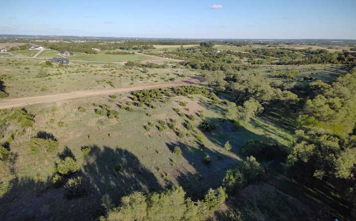 Pictures of Special Purpose property located at 2711 N 47th Circle, Norfolk, NE 68701 for sales - image #1