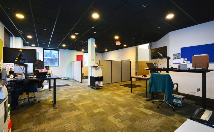 Pictures of Office, Retail property located at 1001 Washington Ave S, Minneapolis, MN 55415 for sales - image #1