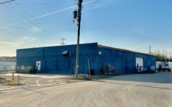 Pictures of Industrial property located at 351 N Green Bay Rd, Neenah, WI 54956 for sales - image #1