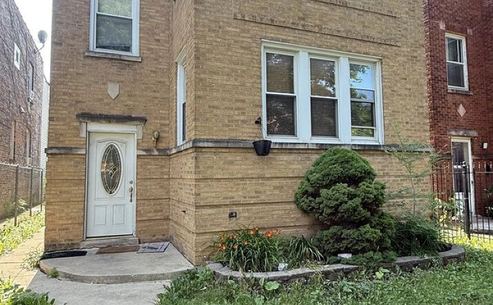 image of property at 1752 N MAYFIELD AVE # 1 Chicago IL 60639-4022