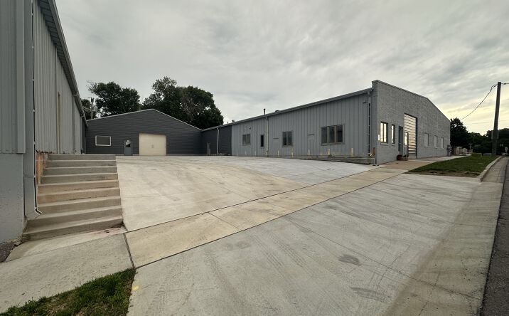 Pictures of Self Storage property located at 2309 S Spring Ave, Sioux Falls, SD 57105 for sales - image #1