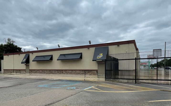 Pictures of Retail property located at 21221 Eight Mile W, Detroit, MI 48219 for sales - image #1