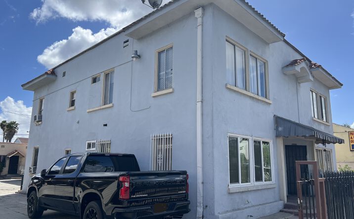 Pictures of Multifamily property located at 2660 & 2664 Randolph St, Huntignton Park, CA null for sales - image #1