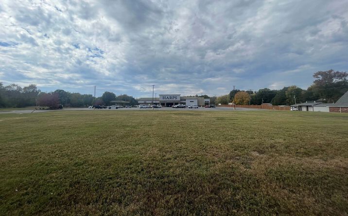 Pictures of Retail, Land, Special Purpose property located at US Highway 65 (N. Broadview St.), Greenbrier, AR 72058 for sales - image #1