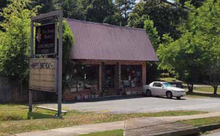Pictures of Land, Office, Retail property located at 3813 Due West Road, Marietta, GA 30064 for sales - image #1