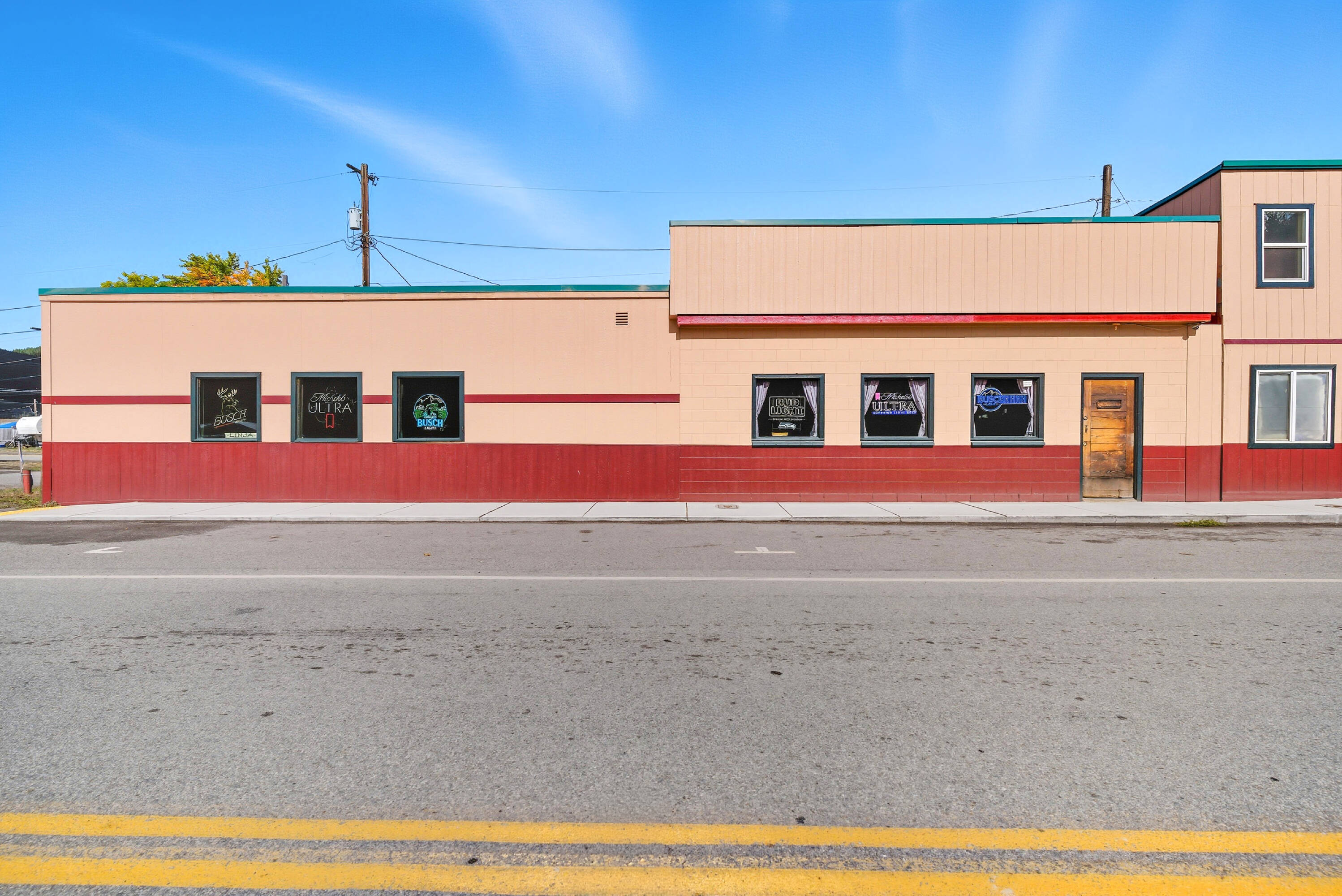 218 Main St