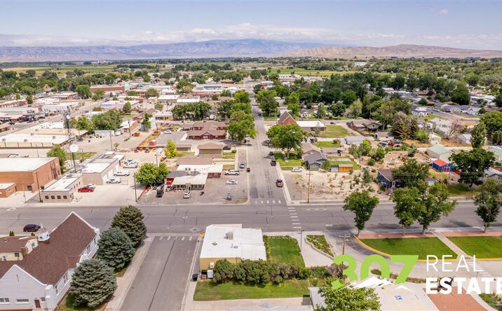 Pictures of Mixed Use, Retail property located at 490 Shoshone Ave, Lovell, WY 82431 for sales - image #1