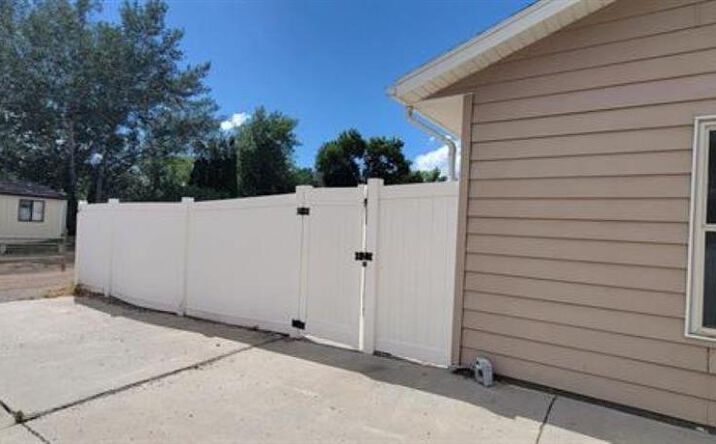 Pictures of Mixed Use property located at 2132 Cougar Ave, Cody, WY 82414 for sales - image #1
