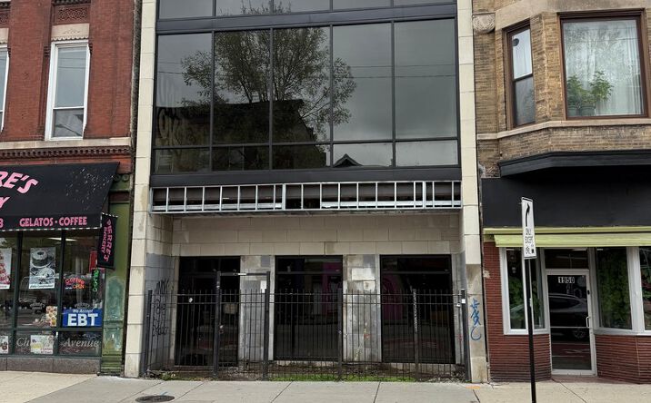 Pictures of Retail property located at 1954 W Chicago Avenue, Chicago, IL 60622 for sales - image #1