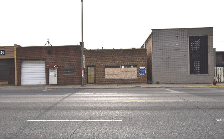 Pictures of Industrial property located at 1626 S Cicero Avenue, Cicero, IL 60804 for sales - image #1