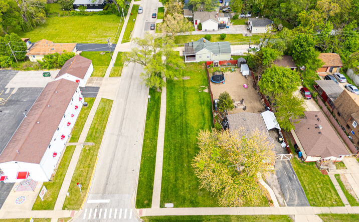 Pictures of Land property located at 0000 N Farnsworth Avenue, Aurora, IL 60505 for sales - image #1