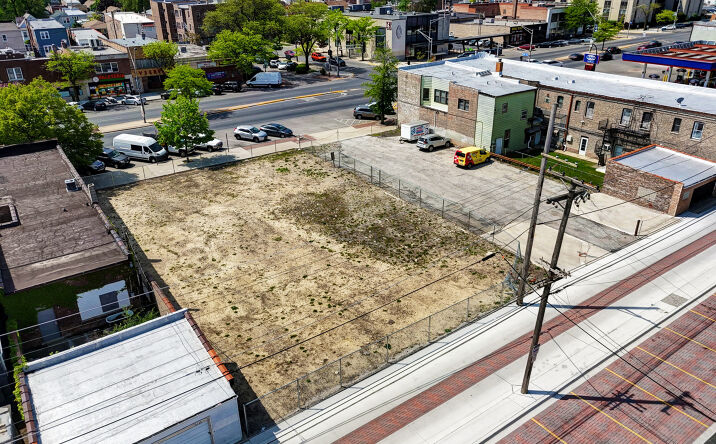 Pictures of Land property located at 5734 W Cermak Road, Cicero, IL 60804 for sales - image #1