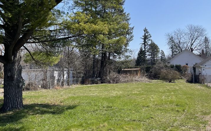 Pictures of Land property located at 221 N Graylynn Drive, Mount Prospect, IL 60056 for sales - image #1