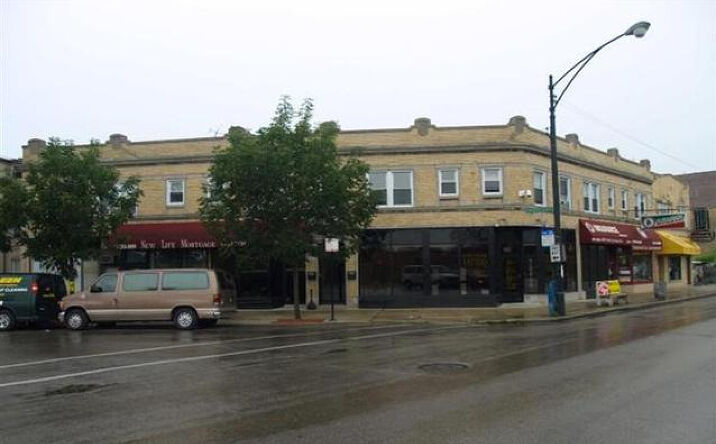 image of property at 3380 N MILWAUKEE AVE Chicago IL 60641-4052