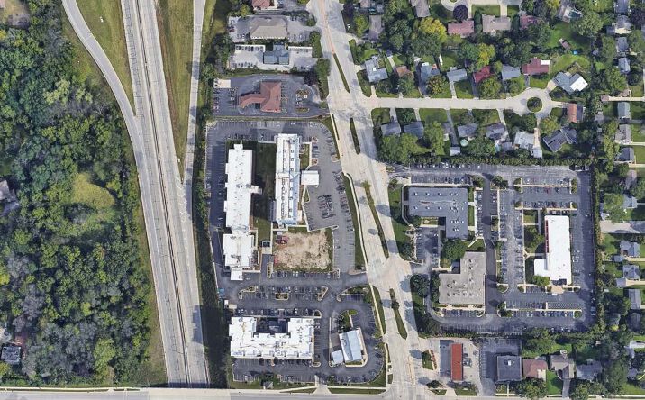 Pictures of Retail, Office, Land property located at 7065 N Port Washington Rd, Glendale, WI 53217 for sales - image #1
