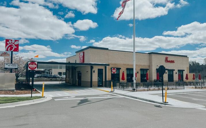 Pictures of Retail property located at 1205 E Stone Dr, Kingsport, TN 37660 for sales - image #1