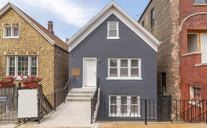image of property at 2114 W 23RD PL Chicago IL 60608-6041