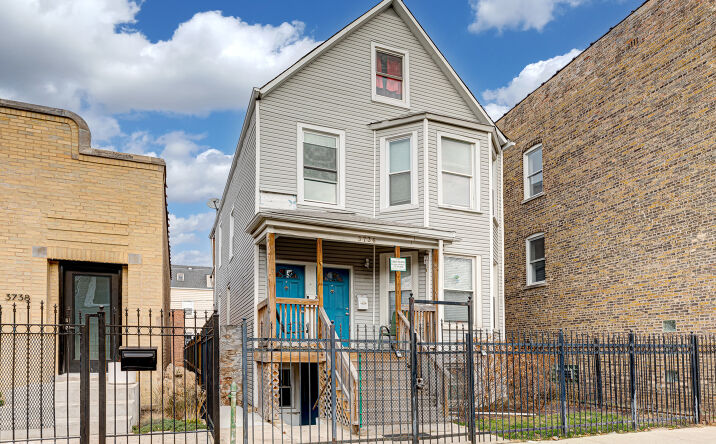 image of property at 3736 W DIVERSEY AVE Chicago IL 60647-5988