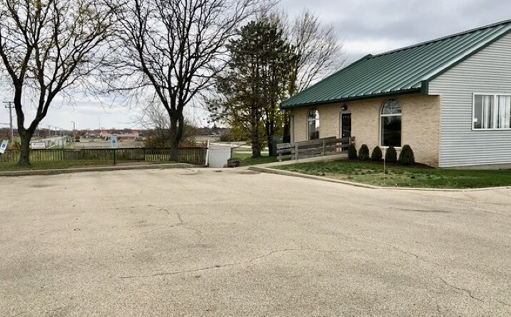 Pictures of Land property located at 1539 US RT 6, Morris, IL 60450 for sales - image #1