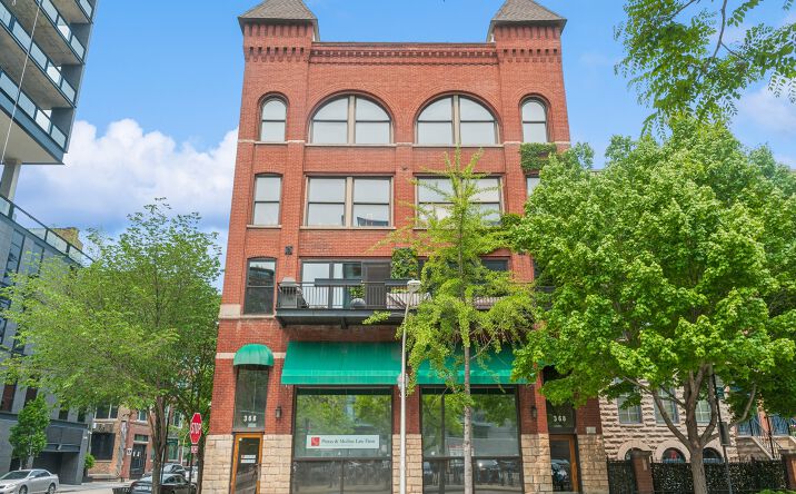 Pictures of Multifamily, Office property located at 368 W Huron Street G, Chicago, IL 60654 for sales - image #1