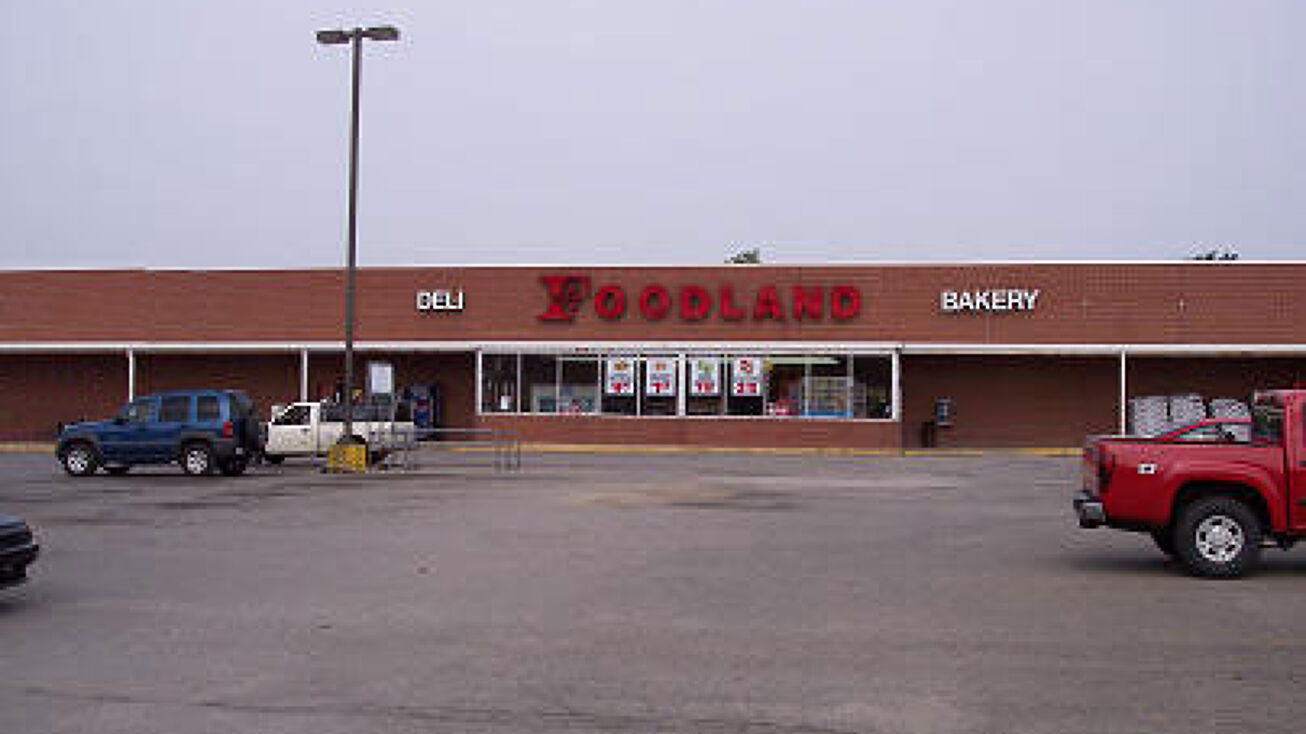 803 Main Street, Oak Hill, WV 25901