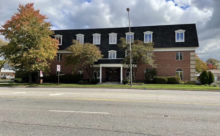 Pictures of Multifamily, Office property located at 9401 S Pulaski Road 1S, Evergreen Park, IL 60805 for sales - image #1
